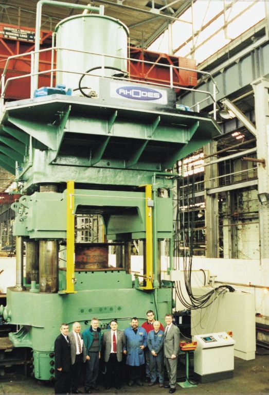 Hydraulic Power Press Manufacturers in UK for Metal forming Technology